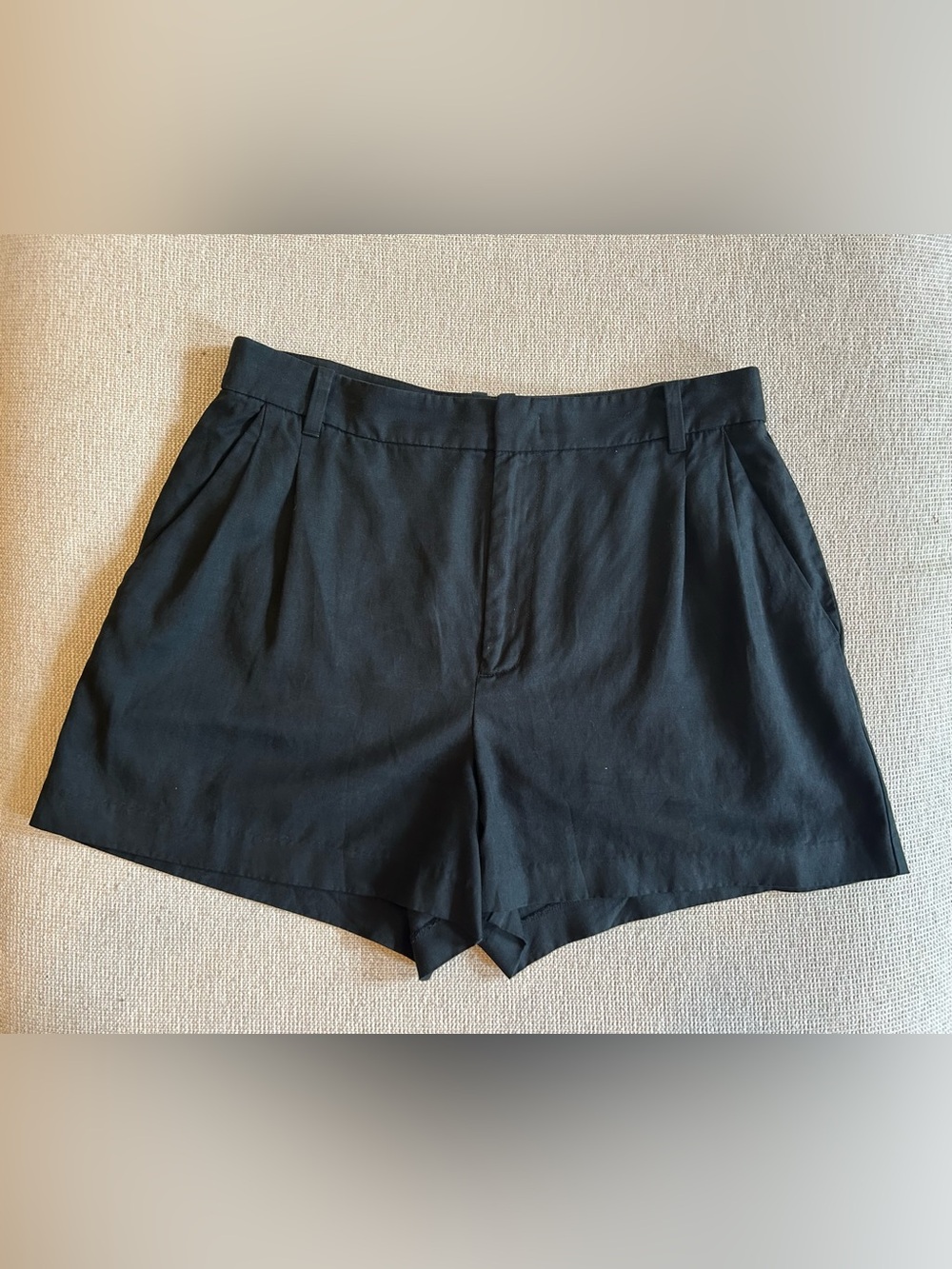 Madewell Pleated Harlow Trouser Shorts